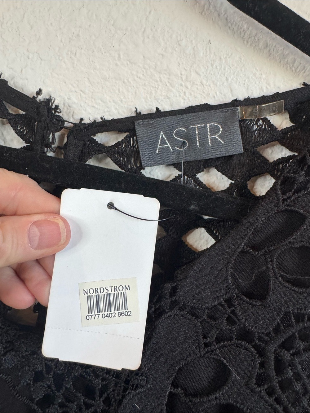 *NWT* ASTR [Nordstrom] Lace Cocktail Dress - Picture 9 of 16